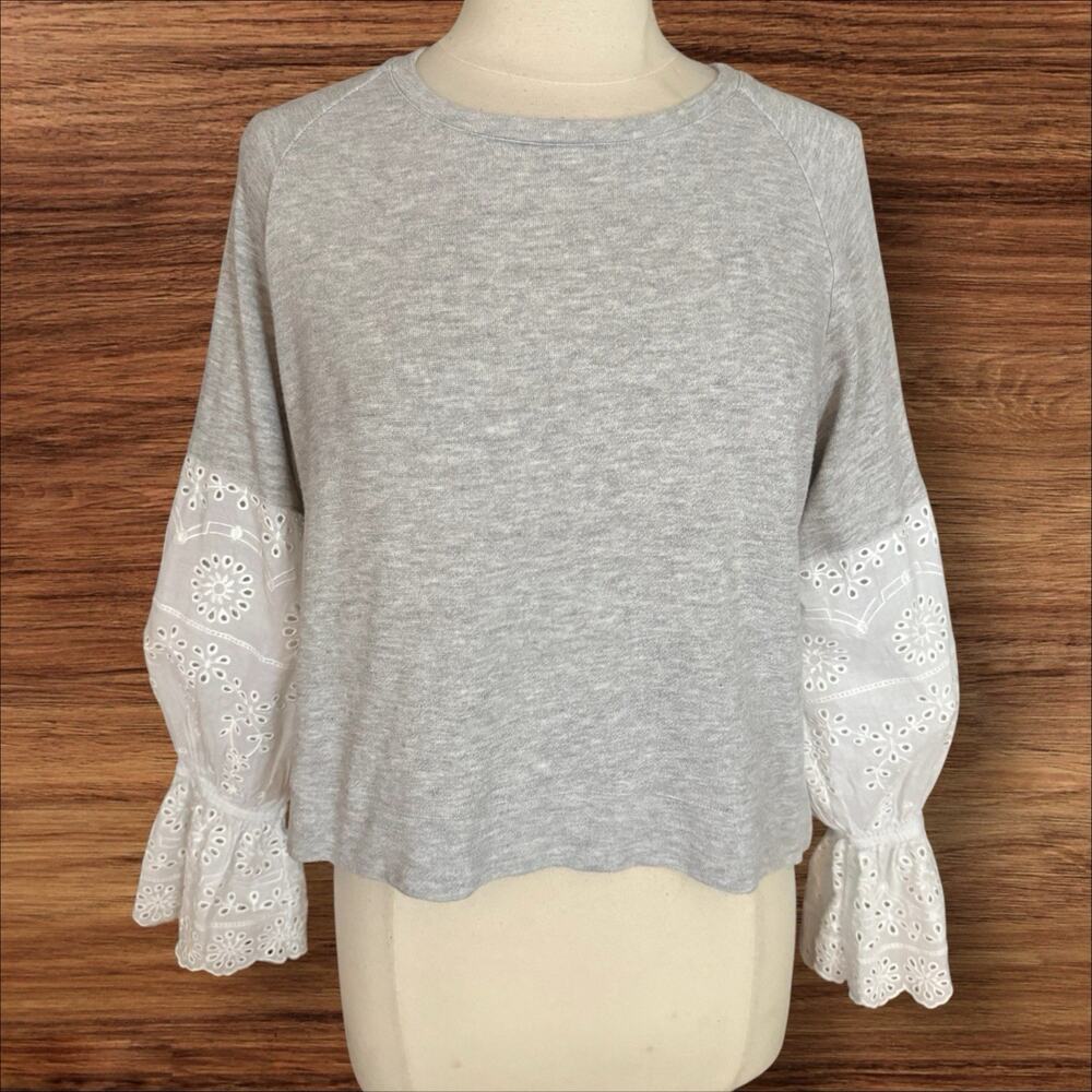 Generation Love Gray Cropped Sweatshirt w White Eyelet Sleeves Sz XS Oversized